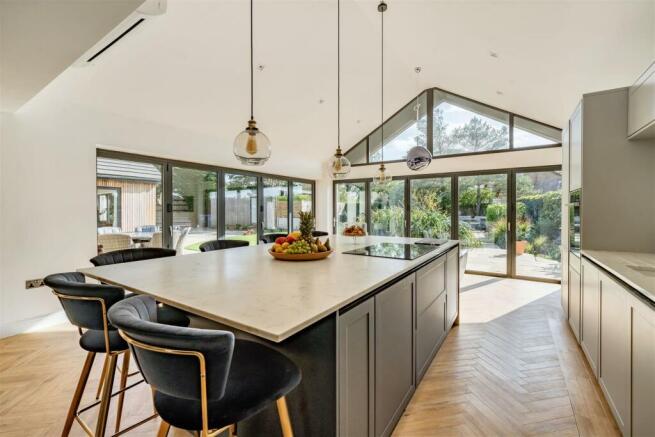 Woodland View, West End, Silverstone