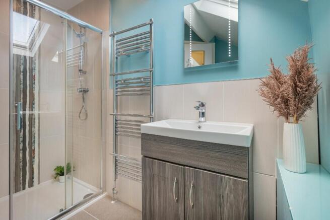 Master Ensuite