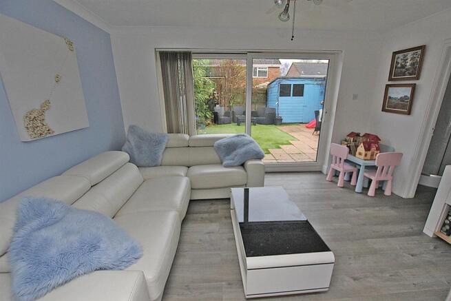 Garden room one.jpg