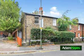 10, College Terrace, Finchley, London N3 1DT