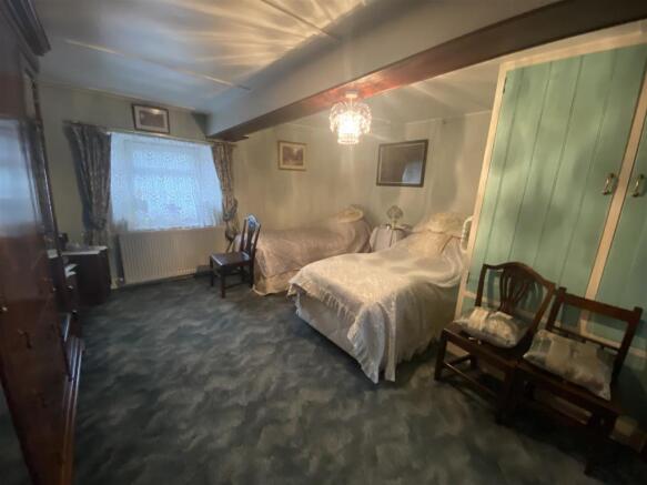 ANOTHER ROOM ASPECT