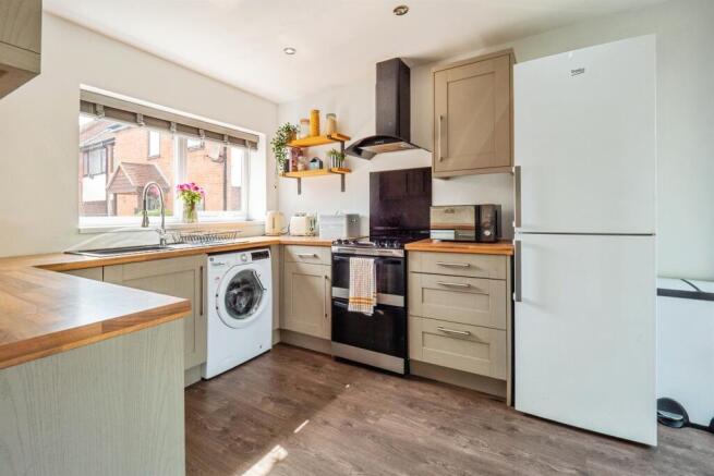 3 bed Detached for sale Image 5