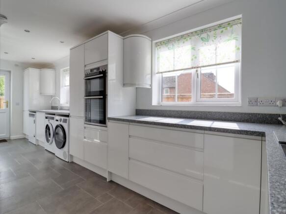 Kitchen Utility EweMove Swindon South