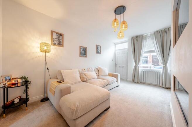 2 bed Terraced for sale Image 5