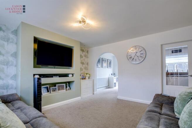 3 bed House for sale Image 5
