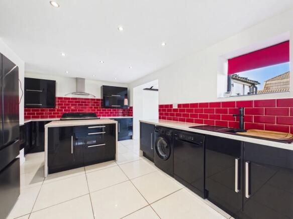 Kitchen (Virtually Furnished)