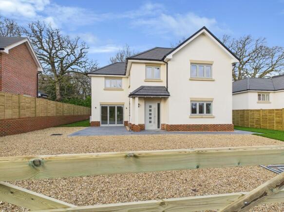 CAM05068G0-PR0061...