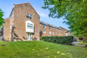 48, Manning Close, East Grinstead RH19 2DR