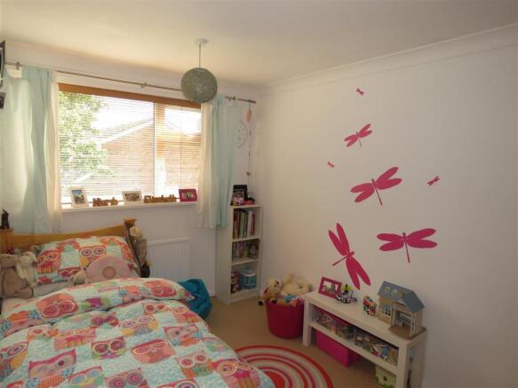 Bedroom 2.JPG