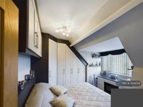 2 bed Flat to rent Image 7