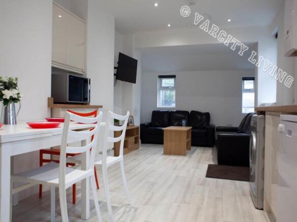 Kitchen/Living Room
