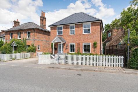 Winkfield Row, Winkfield RG42