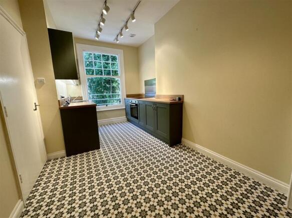 Kitchen.2.jpeg