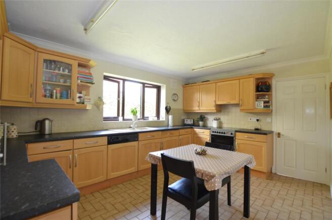 Kitchen/Breakfast Ro