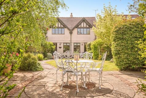 The Mews, Russley Park, Marlborough