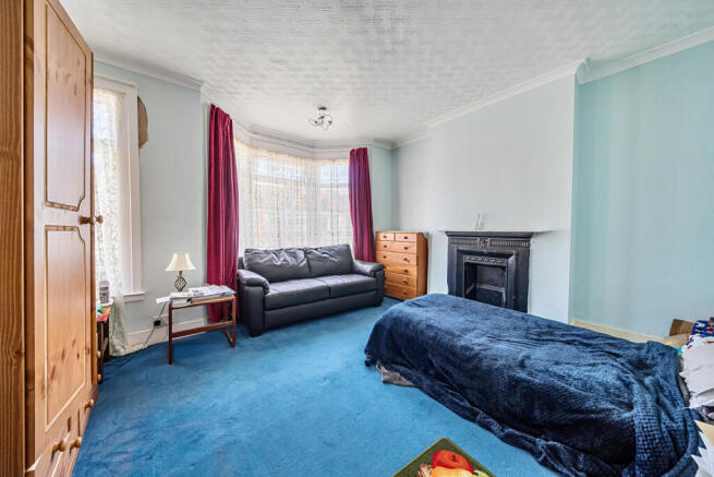 Silvermere Road, London photo 4