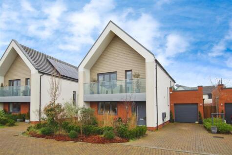 Van Erp Close, Tadpole Garden Village, Swindon, SN25