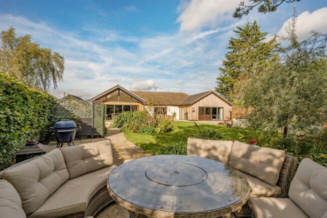 Woodland View, West End, Silverstone