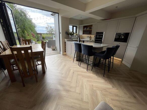 Bi-Folds to the Rear