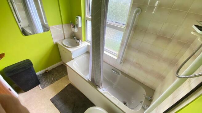 Photo 10