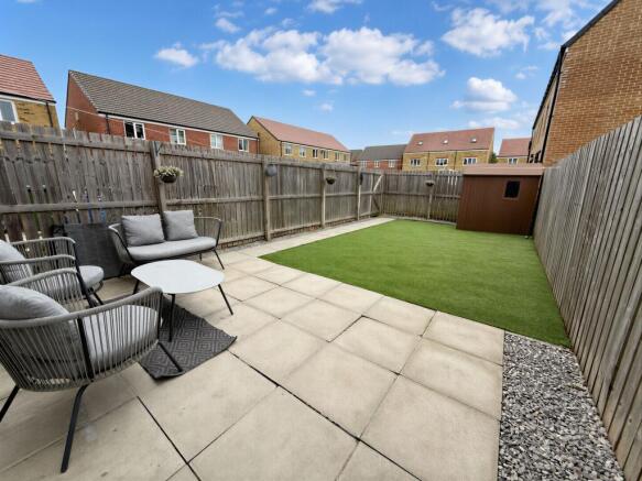 4 bed Town House for sale Image 4