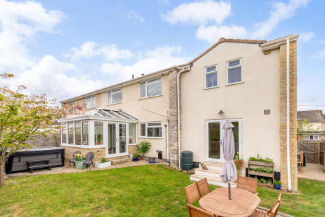 Marsh Road, Rode, BA11