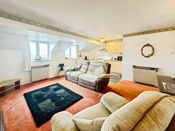 843b1dca-LOUNGE 2...