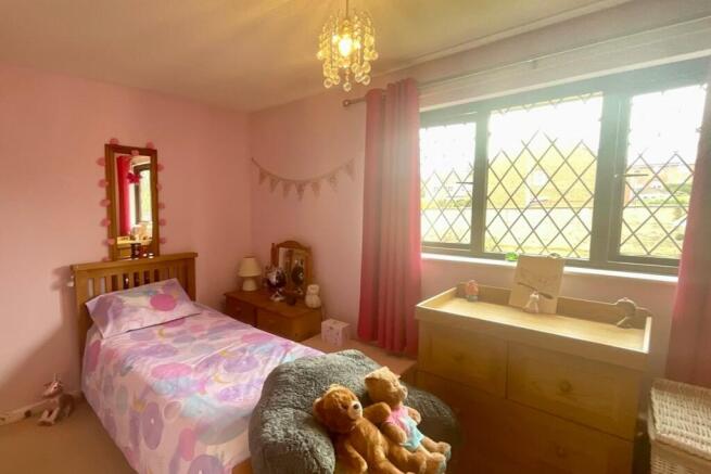 2 bed Semi-Detached for sale Image 8