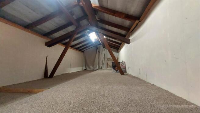 2 bed Apartment for sale Image 11
