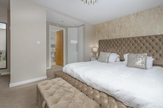 Bedroom One-2.jpg