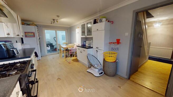 3 bed Terraced for sale Image 6