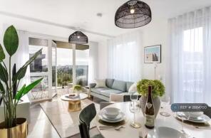 31, 11 Triathlon Point, Madison Way, Stratford, London E20 1PD