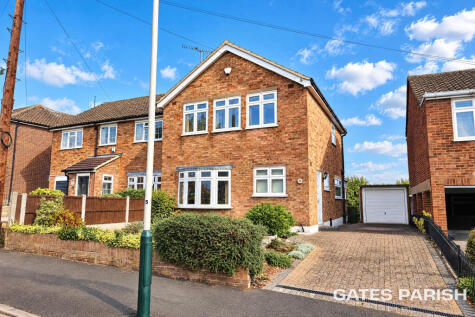 Humber Drive, Upminster, RM14