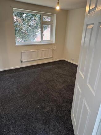 2 bed Flat for sale Image 7