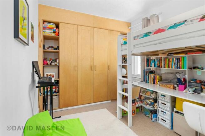 Bedroom (1).jpg