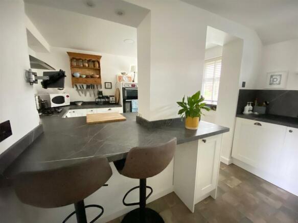 Breakfast Kitchen.jpg