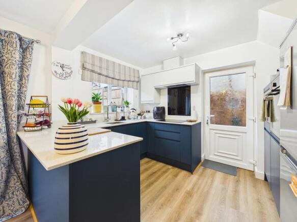 CAM05192G0-PR0227-STILL006