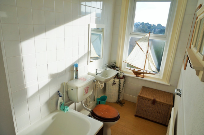 Guest Bathroom