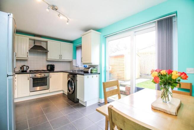 , kitchen 2.jpg