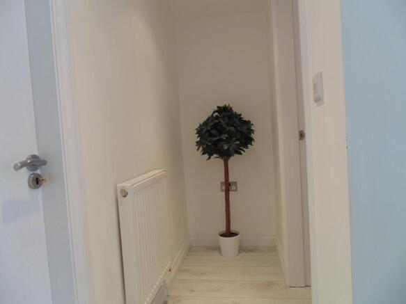 Access to guest cloakroom