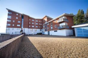 35, Jim Driscoll Way, Grangetown, Cardiff CF11 7JL