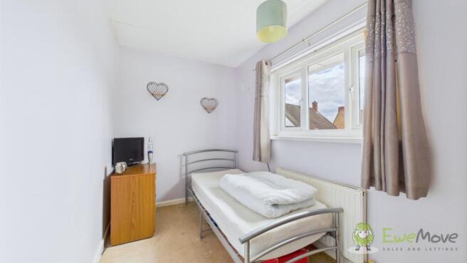 3 bed Semi-Detached for sale Image 6