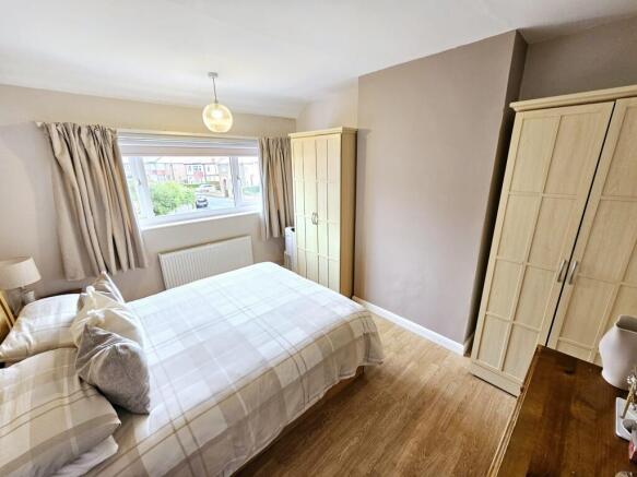 3 bed Semi-Detached for sale Image 11