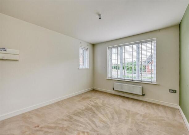 2 Leveson Crescent-8.jpg