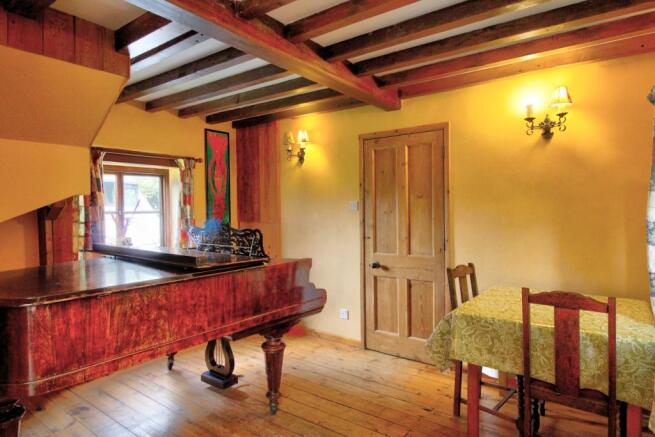 Lounge snug area