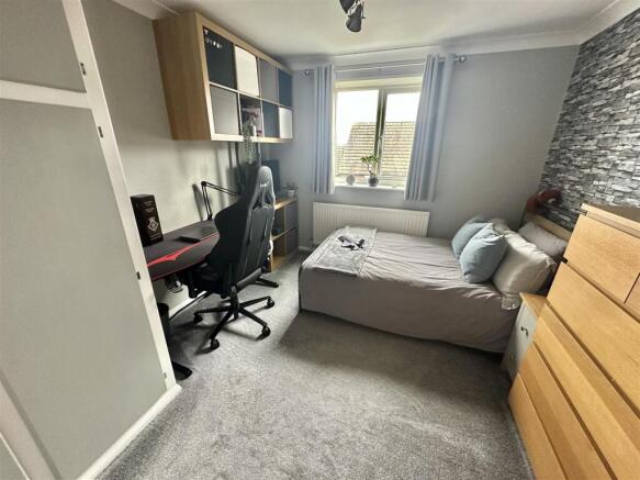3 bed Detached for sale Image 12