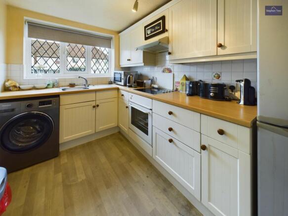 Harrowside, Harrowside Brow, FY4 photo 4