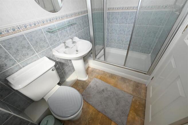 3 bed Link Detached House for sale Image 11