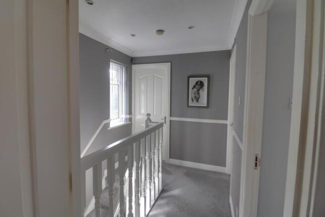 3 bed Semi-Detached for sale Image 12