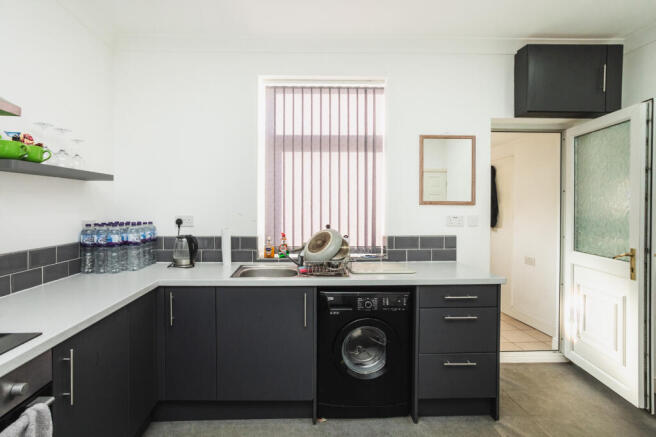 2 bed Terraced for sale Image 7